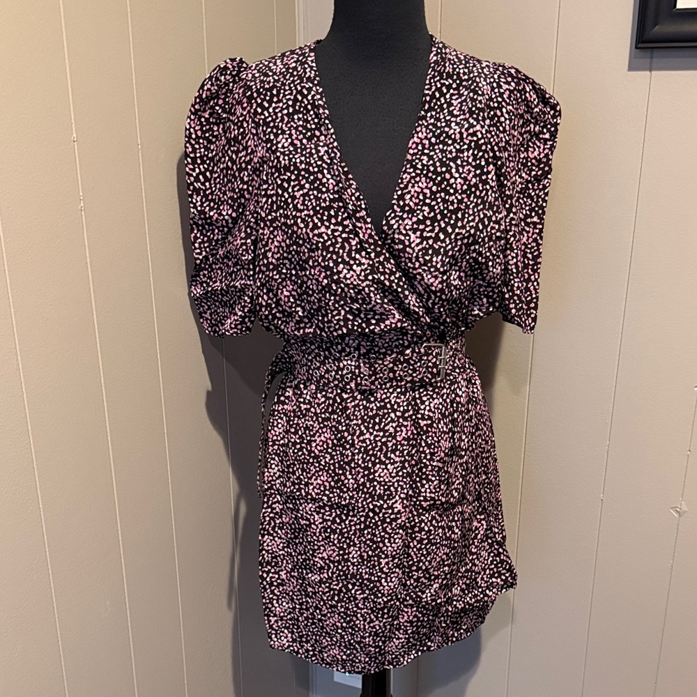 B35 The Kooples Women’s 2 Black and Pink Midi Blouson Wrap Dress with Belt